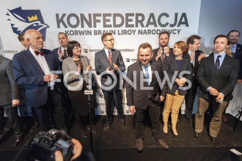  27.02.2019 WARSZAWA<br />
PREZENTACJA LOGO I NAZWY KOALICJI PROPOLSKIEJ KONFEDERACJA<br />
N/Z JANUSZ KORWIN MIKKE KAJA GODEK PIOTR MARZEC LIROY KRZYSZTOF BOSAK KONRAD BERKOWICZ JAKUB KULESZA<br />
 