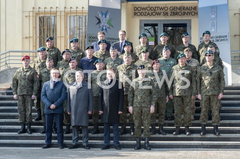  28.02.2019 WARSZAWA<br />
ODPRAWA Z KIEROWNICTWEM SIL ZBROJNYCH RP<br />
N/Z MARIUSZ BLASZCZAK RAJMUND ANDRZEJCZAK DOWODCY SIL ZBROJNYCH ZDJECIE GRUPOWE <br />
 