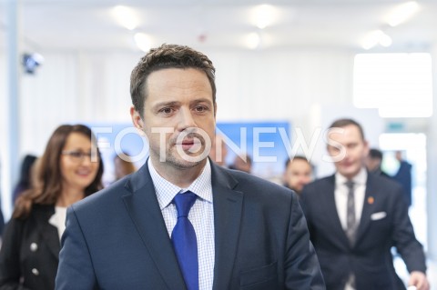  01.03.2019 WARSZAWA<br />
100 DNI PREZYDENTA TRZASKOWSKIEGO<br />
KONFERENCJA PRASOWA<br />
N/Z RAFAL TRZASKOWSKI<br />
 