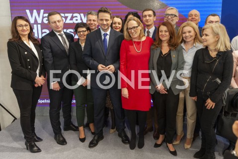  01.03.2019 WARSZAWA<br />
100 DNI PREZYDENTA TRZASKOWSKIEGO<br />
KONFERENCJA PRASOWA<br />
N/Z RAFAL TRZASKOWSKI DOROTA EWA MALINOWSKA GRUPINSKA PAWEL RABIEJ RENATA KAZNOWSKA MICHAL OLSZEWSKI ROBERT SOSZYNSKI MARCIN WOJDAT<br />
 
