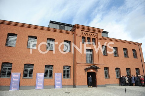  01.03.2019 OSTROLEKA<br />
UROCZYSTE ZAKONCZENIE PRZEBUDOWY SIEDZIBY MUZEUM ZOLNIERZY WYKLETYCH<br />
NARODOWY DZIEN PAMIECI<br />
N/Z BUDYNEK SIEDZIBA<br />
 