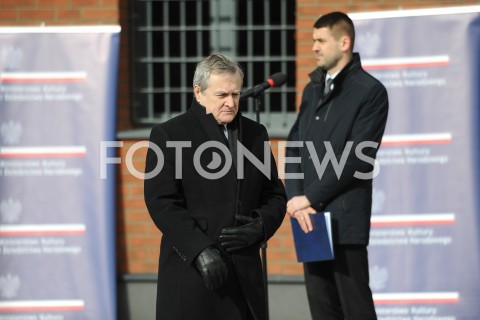  01.03.2019 OSTROLEKA<br />
UROCZYSTE ZAKONCZENIE PRZEBUDOWY SIEDZIBY MUZEUM ZOLNIERZY WYKLETYCH<br />
NARODOWY DZIEN PAMIECI<br />
N/Z PIOTR GLINSKI<br />
 