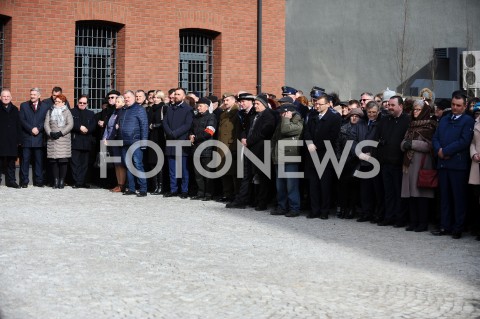  01.03.2019 OSTROLEKA<br />
UROCZYSTE ZAKONCZENIE PRZEBUDOWY SIEDZIBY MUZEUM ZOLNIERZY WYKLETYCH<br />
NARODOWY DZIEN PAMIECI<br />
N/Z UCZESTNICY WYDARZENIA<br />
 