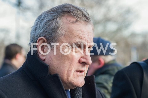  02.03.2019 WARSZAWA<br />
ZLOZENIE KWIATOW PRZED TABLICA PAMIECI OFIAR KOMUNIZMU NA GMACHU MINISTERSTWA SPRAWIEDLIWOSCI<br />
N/Z PIOTR GLINSKI<br />
 