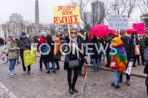  03.03.2019 WARSZAWA<br />
XX WARSZAWSKA MANIFA <br />
TO MY JESTESMY REWOLUCJA DOSC LITOSCI DLA PRZEMOCOWYCH GOSCI<br />
N/Z UCZESTNICY<br />
 