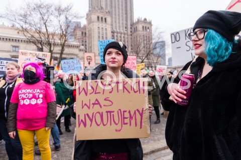  03.03.2019 WARSZAWA<br />
XX WARSZAWSKA MANIFA <br />
TO MY JESTESMY REWOLUCJA DOSC LITOSCI DLA PRZEMOCOWYCH GOSCI<br />
N/Z UCZESTNICY<br />
 