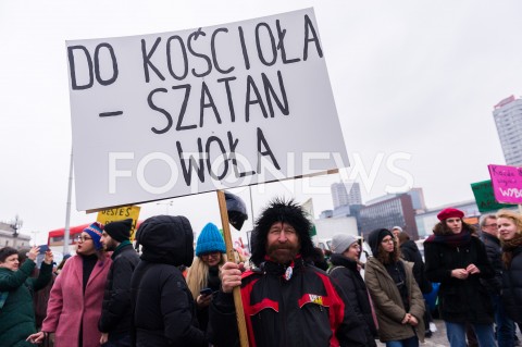  03.03.2019 WARSZAWA<br />
XX WARSZAWSKA MANIFA <br />
TO MY JESTESMY REWOLUCJA DOSC LITOSCI DLA PRZEMOCOWYCH GOSCI<br />
N/Z UCZESTNICY<br />
 