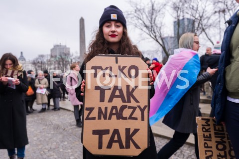  03.03.2019 WARSZAWA<br />
XX WARSZAWSKA MANIFA <br />
TO MY JESTESMY REWOLUCJA DOSC LITOSCI DLA PRZEMOCOWYCH GOSCI<br />
N/Z UCZESTNICY<br />
 