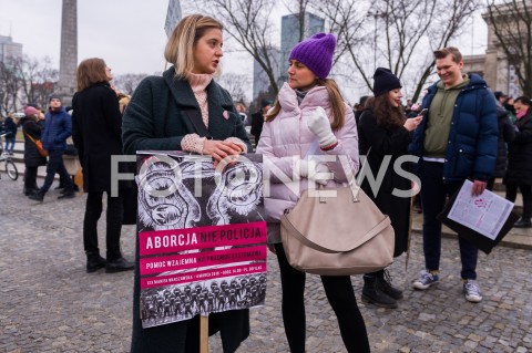  03.03.2019 WARSZAWA<br />
XX WARSZAWSKA MANIFA <br />
TO MY JESTESMY REWOLUCJA DOSC LITOSCI DLA PRZEMOCOWYCH GOSCI<br />
N/Z UCZESTNICY<br />
 