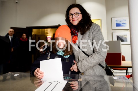  03.03.2019 GDANSK<br />
WYBORY NA PREZYDENTA MIASTA W GDANSKU<br />
N/Z ALEKSANDRA DULKIEWICZ<br />
 