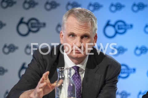  06.03.2019 WARSZAWA <br />
DEBATA SPOR O HISTORIE JUTRA<br />
CZY FACEBOOK I GOOGLE SA ZAGROZENIEM DLA DEMOKRACJI<br />
N/Z TIMOTHY SNYDER<br />
 