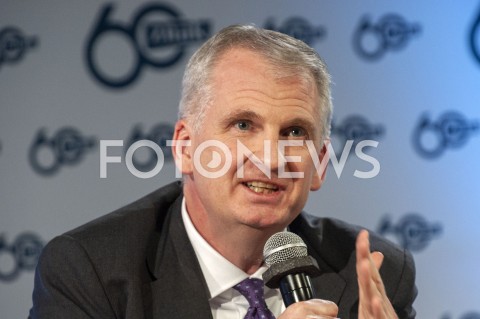  06.03.2019 WARSZAWA <br />
DEBATA SPOR O HISTORIE JUTRA<br />
CZY FACEBOOK I GOOGLE SA ZAGROZENIEM DLA DEMOKRACJI<br />
N/Z TIMOTHY SNYDER<br />
 