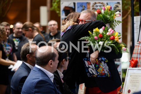  08.03.2019 GDANSK<br />
KONFERENCJA WIELKIEJ ORKIESTRY SWIATECZNEJ POMOCY W GDANSKU<br />
N/Z JUREK JERZY OWSIAK PATRYCJA KRZYMINSKA PODZIEKOWANIE<br />
 