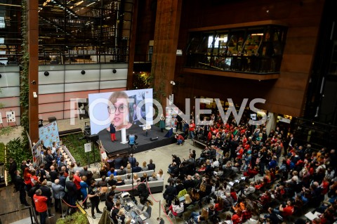  08.03.2019 GDANSK<br />
KONFERENCJA WIELKIEJ ORKIESTRY SWIATECZNEJ POMOCY W GDANSKU<br />
N/Z MAGDALENA ADAMOWICZ PRZEMAWIA NA FILMIE DO ZEBRANYCH LUDZI W ECS<br />
 