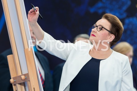  09.03.2019 JASIONKA <br />
REGIONALNA KONWENCJA PIS <br />
N/Z ANNA ZALEWSKA DEKLARACJA EUROPEJSKA PRAWA I SPRAWIEDLIWOSCI PODPISANIE<br />
 