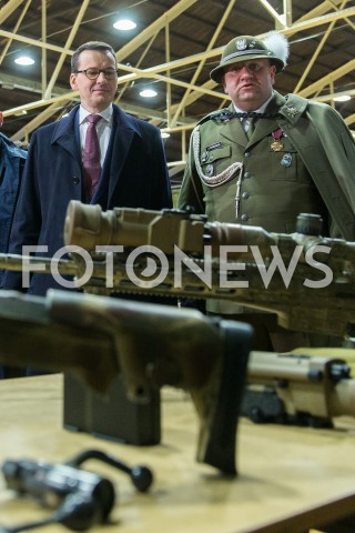  09.03.2019 RZESZOW<br />
PIKNIK Z OKAZJI XX-LECIA WSTAPIENIA POLSKI DO NATO W SIEDZIBIE I BATALIONU STRZELCOW PODHALANSKICH Z UDZIALEM PREMIERA RP <br />
N/Z PREMIER MATEUSZ MORAWIECKI PULKOWNIK DARIUSZ LEWANDOWSKI ( DOWODCA I BATALIONU STRZELCOW PODHALANSKICH ) <br />
 