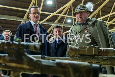  09.03.2019 RZESZOW<br />
PIKNIK Z OKAZJI XX-LECIA WSTAPIENIA POLSKI DO NATO W SIEDZIBIE I BATALIONU STRZELCOW PODHALANSKICH Z UDZIALEM PREMIERA RP <br />
N/Z PREMIER MATEUSZ MORAWIECKI PULKOWNIK DARIUSZ LEWANDOWSKI ( DOWODCA I BATALIONU STRZELCOW PODHALANSKICH ) MICHAL DWORCZYK<br />
 