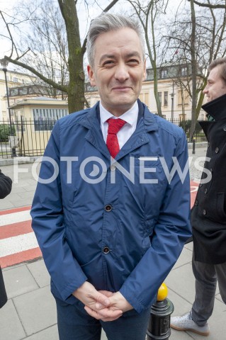  11.03.2019 WARSZAWA<br />
KONFERENCJA PARTII WIOSNA W WARSZAWIE<br />
WIOSENNE PORZADKI CZYSZCZENIE URZEDOW<br />
N/Z ROBERT BIEDRON<br />
 