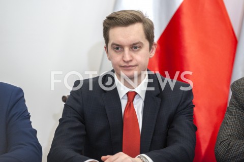  12.03.2019 WARSZAWA<br />
KONFERENCJA KOMISJI WERYFIKACYJNEJ DS REPRYWATYZACJI NIERUCHOMOSCI WARSZAWSKICH<br />
N/Z SEBASTIAN KALETA<br />
 