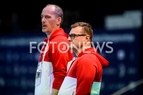  10.04.2019 SZCZECIN<br />
8. MISTRZOSTWA EUROPY W GIMNASTYCE SPORTOWEJ KOBIET I MEZCZYZN<br />
DZIEN 1 - KWALIFIKACJE MEZCZYZN<br />
8th European Championships in Artistic Gymnastics<br />
Day 1 - Men Qualifications<br />
N/Z PIOTR MIKOLAJEK LESZEK BLANIK<br />
 