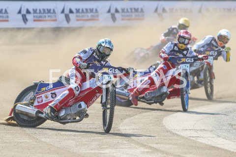  22.04.2019 RZESZOW <br />
ZUZEL SPEEDWAY ( STADION MIEJSKI W RZESZOWIE ) <br />
POLSKA - RESZTA SWIATA <br />
N/Z EMIL SAJFUTDINOW ( ZOLTY ) , PIOTR PAWLICKI ( CZERWONY ) , NIELS KRISTIAN IVERSEN ( BIALY ) , JANUSZ KOLODZIEJ ( NIEBIESKI ) <br />
 