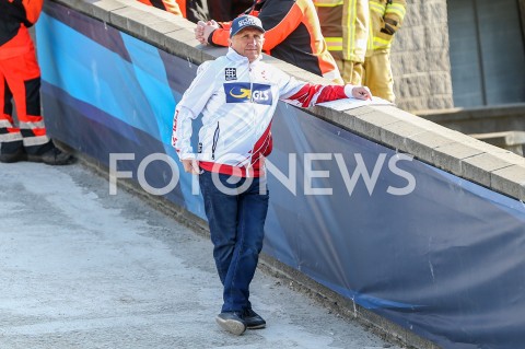  22.04.2019 RZESZOW <br />
ZUZEL SPEEDWAY ( STADION MIEJSKI W RZESZOWIE ) <br />
POLSKA - RESZTA SWIATA <br />
N/Z MAREK CIESLAK TRENER SYLWETKA <br />
 