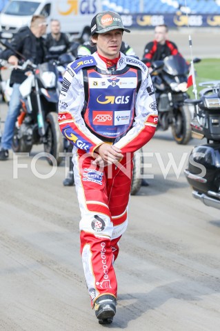  22.04.2019 RZESZOW <br />
ZUZEL SPEEDWAY ( STADION MIEJSKI W RZESZOWIE ) <br />
POLSKA - RESZTA SWIATA <br />
N/Z JANUSZ KOLODZIEJ SYLWETKA <br />
 