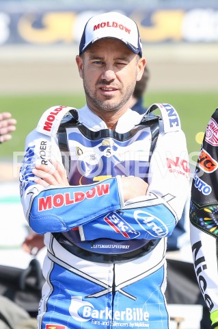  22.04.2019 RZESZOW <br />
ZUZEL SPEEDWAY ( STADION MIEJSKI W RZESZOWIE ) <br />
POLSKA - RESZTA SWIATA <br />
N/Z NICKI PEDERSEN SYLWETKA <br />
 