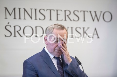  24.04.2019 WARSZAWA<br />
KONFERENCJA W MINISTERSTWIE SRODOWISKA<br />
PUSZCZA BIALOWIESKA<br />
N/Z HENRYK KOWALCZYK MINISTER SRODOWISKA<br />
 