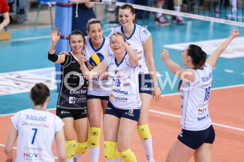  26.04.2019 RZESZOW <br />
SIATKOWKA LIGA SIATKOWKI KOBIET LSK 2018/2019 WOMEN VOLLEYBALL POLAND POLISH LEAGUE <br />
MECZ NR 2 O 3. MIEJSCE<br />
MECZ DEVELOPRES SKYRES RZESZOW - CHEMIK POLICE <br />
N/Z DOROTA MEDYNSKA HELENE ROUSSEAUX MAJA TOKARSKA AGNIESZKA RABKA RADOSC EMOCJE <br />
 