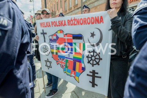  01.05.2019 WARSZAWA<br />
MARSZ SUWERENNOSCI<br />
N/Z TRANSPARENT WIELKA POLSKA ROZNORODNA<br />
 