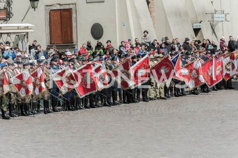  03.05.2019 WARSZAWA PLAC ZAMKOWY<br />
OBCHODY SWIETA NARODOWEGO 3 MAJA <br />
N/Z ZOLNIERZE<br />
 
