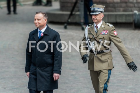  03.05.2019 WARSZAWA PLAC ZAMKOWY<br />
OBCHODY SWIETA NARODOWEGO 3 MAJA <br />
N/Z PREZYDENT ANDRZEJ DUDA RAJMUND ANDRZEJCZAK ( GENERAL BRONI - SZEF SZTABU GENERALNEGO WOJSKA POLSKIEGO ) <br />
 