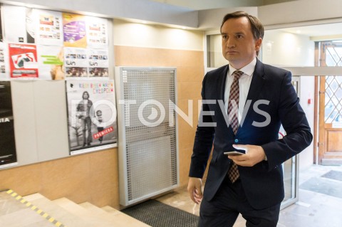  06.05.2019 RZESZOW <br />
KONFERENCJA PRASOWA MINISTRA SPRAWIEDLIWOSCI PROKURATORA GENERALNEGO ZBIGNIEWA ZIOBRO I WICEMARSZALEK WOJEWODZTWA MARII KUROWSKIEJ <br />
N/Z ZBIGNIEW ZIOBRO <br />
 