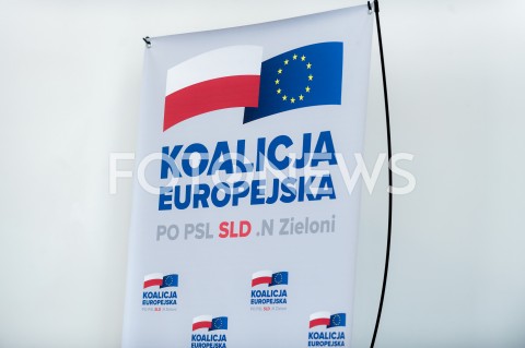  06.05.2019 WARSZAWA <br />
DEBATA TIMMERMANS CIMOSZEWICZ KWASNIEWSKI<br />
N/Z NAPIS KOALICJA EUROPEJSKA PO PSL SLD N ZIELONI<br />
 