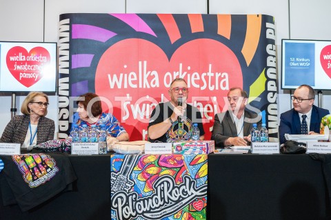  09.05.2019 WARSZAWA <br />
KONFERENCJA PRASOWA PODSUMOWUJACA 52 KONKURS OFERT WOSP NA ZAKUP SPRZETU MEDYCZNEGO<br />
N/Z LIDIA NIEDZWIECKA OWSIAK JERZY OWSIAK BOHDAN MARUSZEWSKI ADAM BODNAR<br />
 