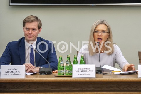  15.05.2019 WARSZAWA SEJM<br />
RAPORT KONCOWY KOMISJI AMBER GOLD<br />
N/Z MALGORZATA WASSERMANN JAROSLAW KRAJEWSKI<br />
 