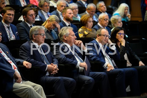  04.06.2019 GDANSK<br />
SWIETO WOLNOSCI I SOLIDARNOSCI W GDANSKU<br />
N/Z BRONISLAW KOMOROWSKI ALEKSANDER KWASNIEWSKI<br />
 