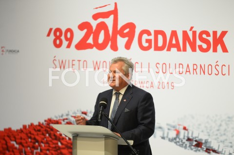  04.06.2019 GDANSK<br />
SWIETO WOLNOSCI I SOLIDARNOSCI W GDANSKU<br />
N/Z ALEKSANDER KWASNIEWSKI<br />
 