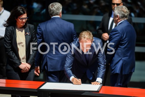  04.06.2019 GDANSK<br />
SWIETO WOLNOSCI I SOLIDARNOSCI W GDANSKU<br />
N/Z ALEKSANDRA DULKIEWICZ DONALD TUSK<br />
 