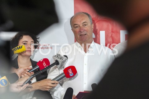  01.07.2019 WARSZAWA<br />
KONFERENCJA SOJUSZU LEWICY DEMOKRATYCZNEJ NT. STARTU W WYBORACH PARLAMENTARNYCH <br />
N/Z WLODZIMIERZ CZARZASTY ANNA MARIA ZUKOWSKA<br />
 