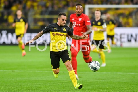  03.08.2019 DORTMUND<br />
PILKA NOZNA - SUPERPUCHAR NIEMIEC 2019<br />
(Football - Germany Supercup 2019)<br />
MECZ BORUSSIA DORTMUND - BAYERN MONACHIUM<br />
(Borussia Dortmund - Bayern Munich)<br />
N/Z PACO ALCACER SYLWETKA<br />
 