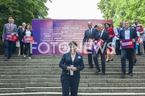  18.08.2019 WARSZAWA<br />
KONFERENCJA LEWICY <br />
PREZENTACJA LIDEROW LIST<br />
N/Z ANNA MARIA ZUKOWSKA ADRIAN ZANDBERG ROBERT BIEDRON WLODZIMIERZ CZARZASTY<br />
 