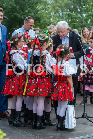  18.08.2019 STALOWA WOLA <br />
RODZINNY PIKNIK PIS W STALOWEJ WOLI <br />
N/Z JAROSLAW KACZYNSKI DZIECI <br />
 