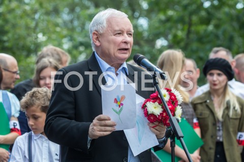  18.08.2019 STALOWA WOLA <br />
RODZINNY PIKNIK PIS W STALOWEJ WOLI <br />
N/Z JAROSLAW KACZYNSKI LAURKA <br />
 
