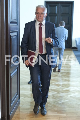  20.08.2019 WARSZAWA<br />
POSIEDZENIE RADY MINISTROW<br />
POSIEDZENIE RZADU<br />
N/Z JAROSLAW GOWIN<br />
 