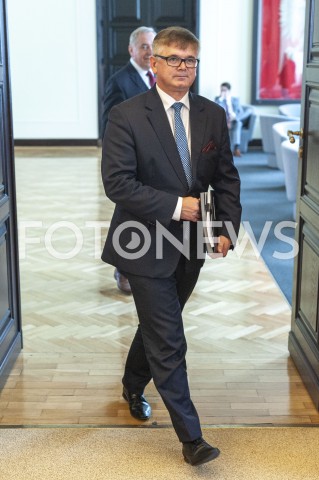  20.08.2019 WARSZAWA<br />
POSIEDZENIE RADY MINISTROW<br />
POSIEDZENIE RZADU<br />
N/Z ADAM GAWEDA<br />
 