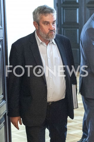  20.08.2019 WARSZAWA<br />
POSIEDZENIE RADY MINISTROW<br />
POSIEDZENIE RZADU<br />
N/Z JAN KRZYSZTOF ARDANOWSKI DARIUSZ PIONTKOWSKI<br />
 