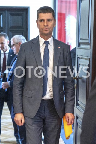  20.08.2019 WARSZAWA<br />
POSIEDZENIE RADY MINISTROW<br />
POSIEDZENIE RZADU<br />
N/Z DARIUSZ PIONTKOWSKI <br />
 