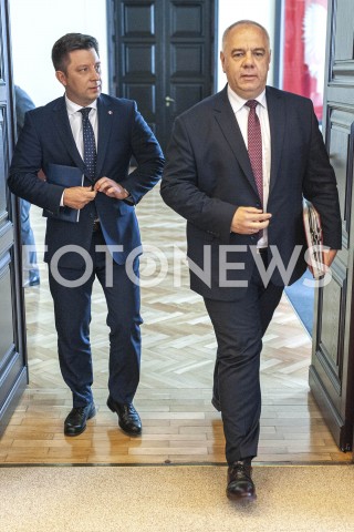  20.08.2019 WARSZAWA<br />
POSIEDZENIE RADY MINISTROW<br />
POSIEDZENIE RZADU<br />
N/Z JACEK SASIN MICHAL DWORCZYK<br />
 